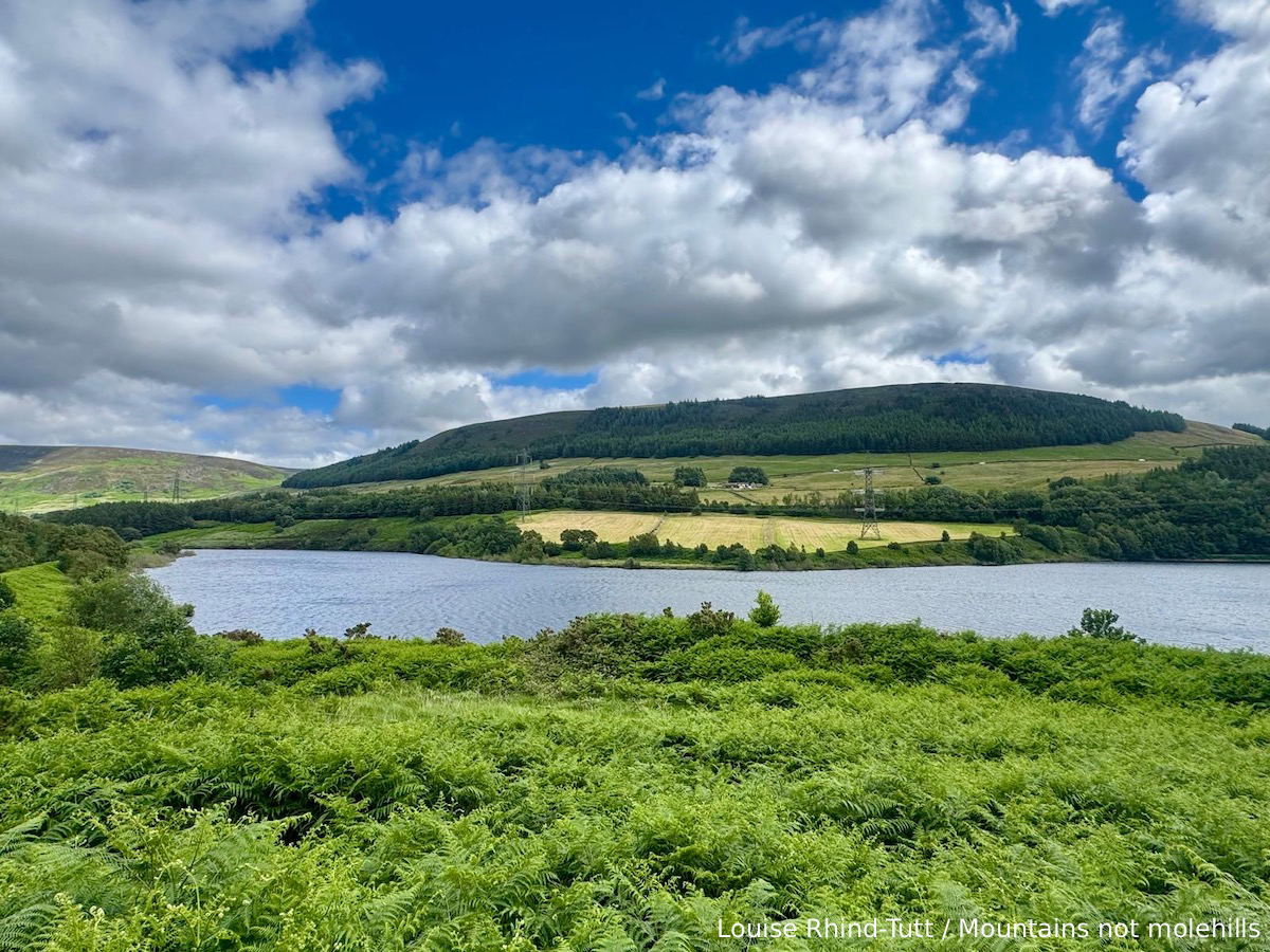 Valehouse + Rhodeswood Reservoirs 4-Mile Circular